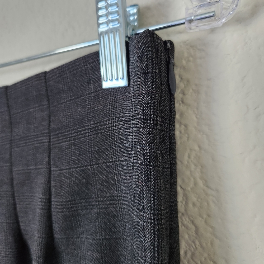 Worthington Stretch Gray Plaid Pant, Size 10 - Picture 3 of 8